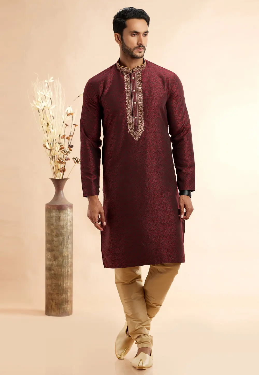 Maroon Jacquard Kurta Pajama 297498