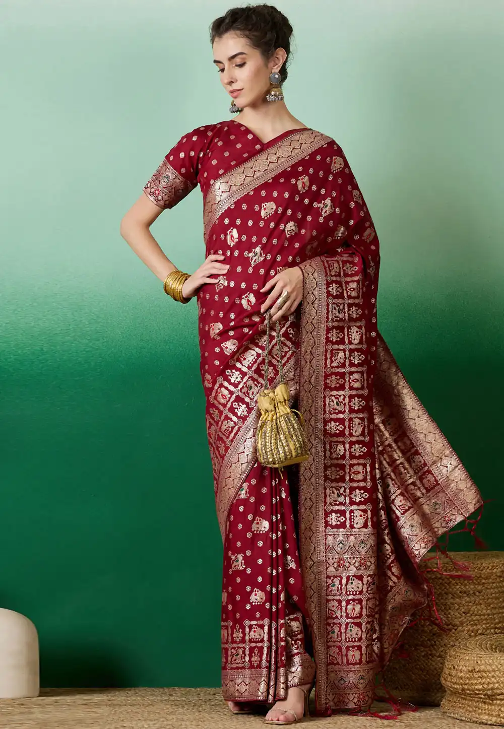 Maroon Silk Jacquard Saree With Blouse 289600