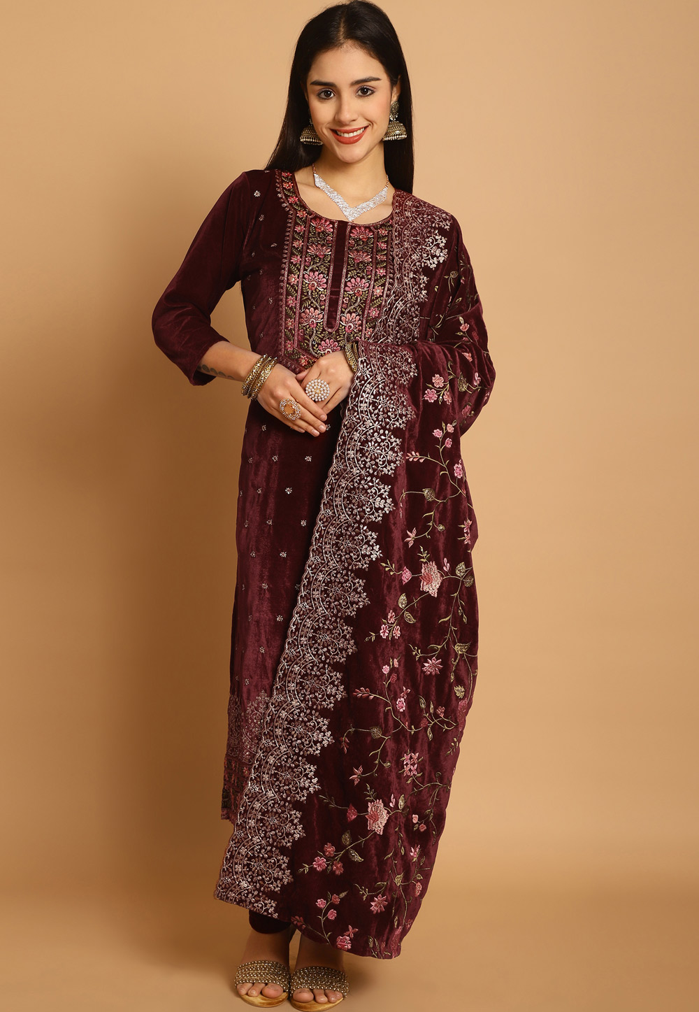 Maroon Velvet Pakistani Suit 309889