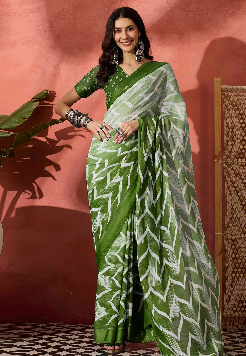 Mehndi Crepe Georgette Saree With Blouse 304687