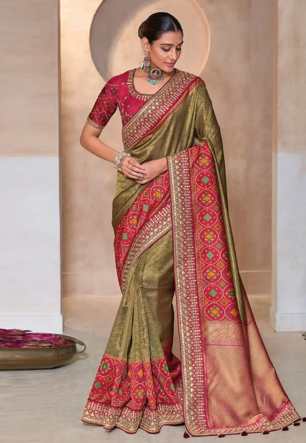 Mehndi Kanjivaram Silk Saree With Blouse 295050