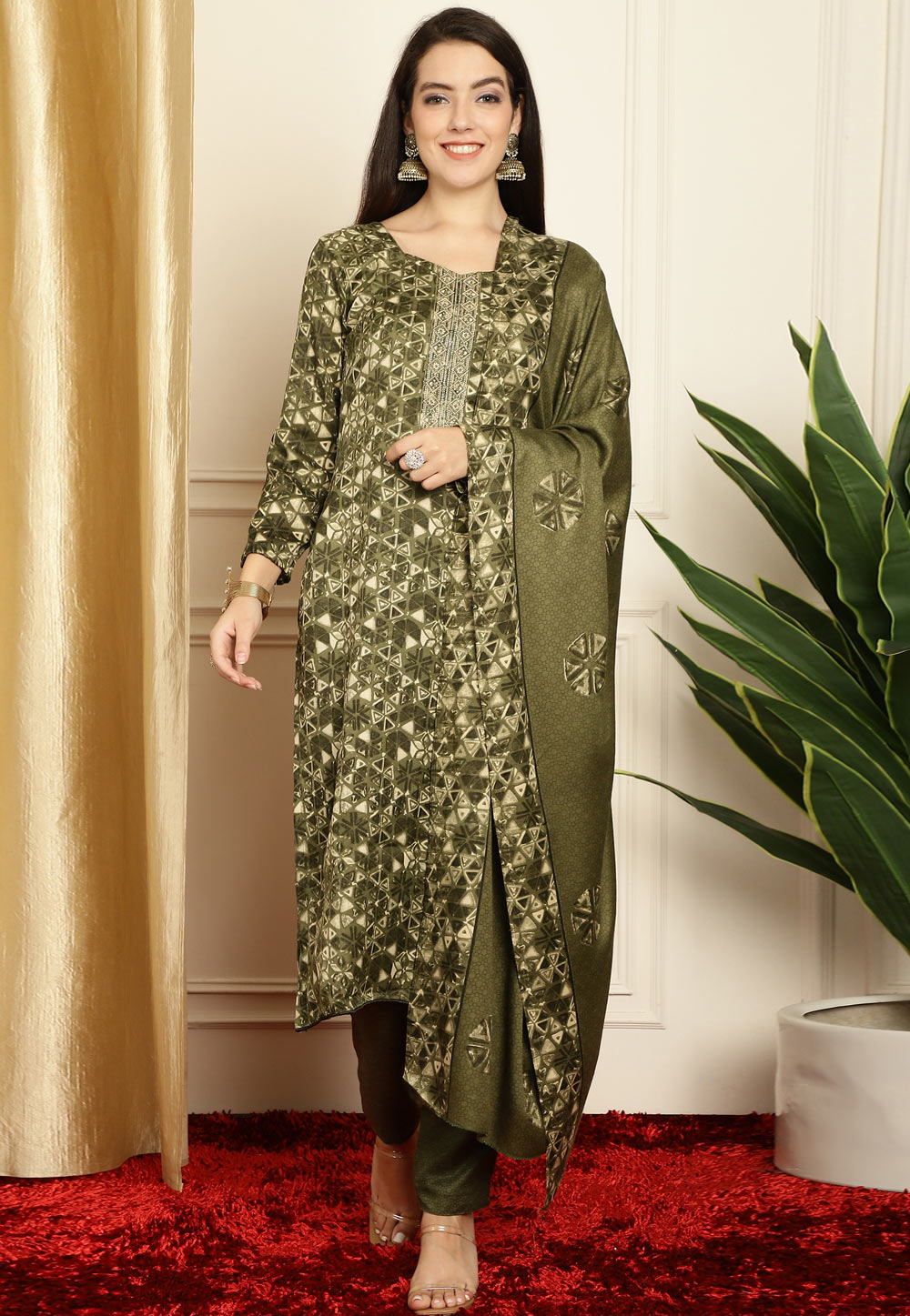 Mehndi Pashmina Pant Style Suit 311040