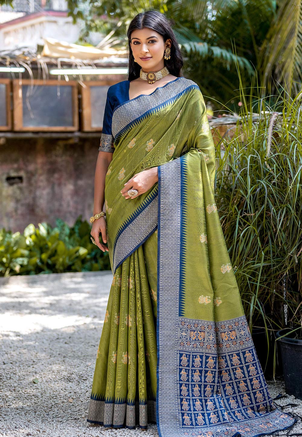 Mehndi Raw Silk Saree With Blouse 283208
