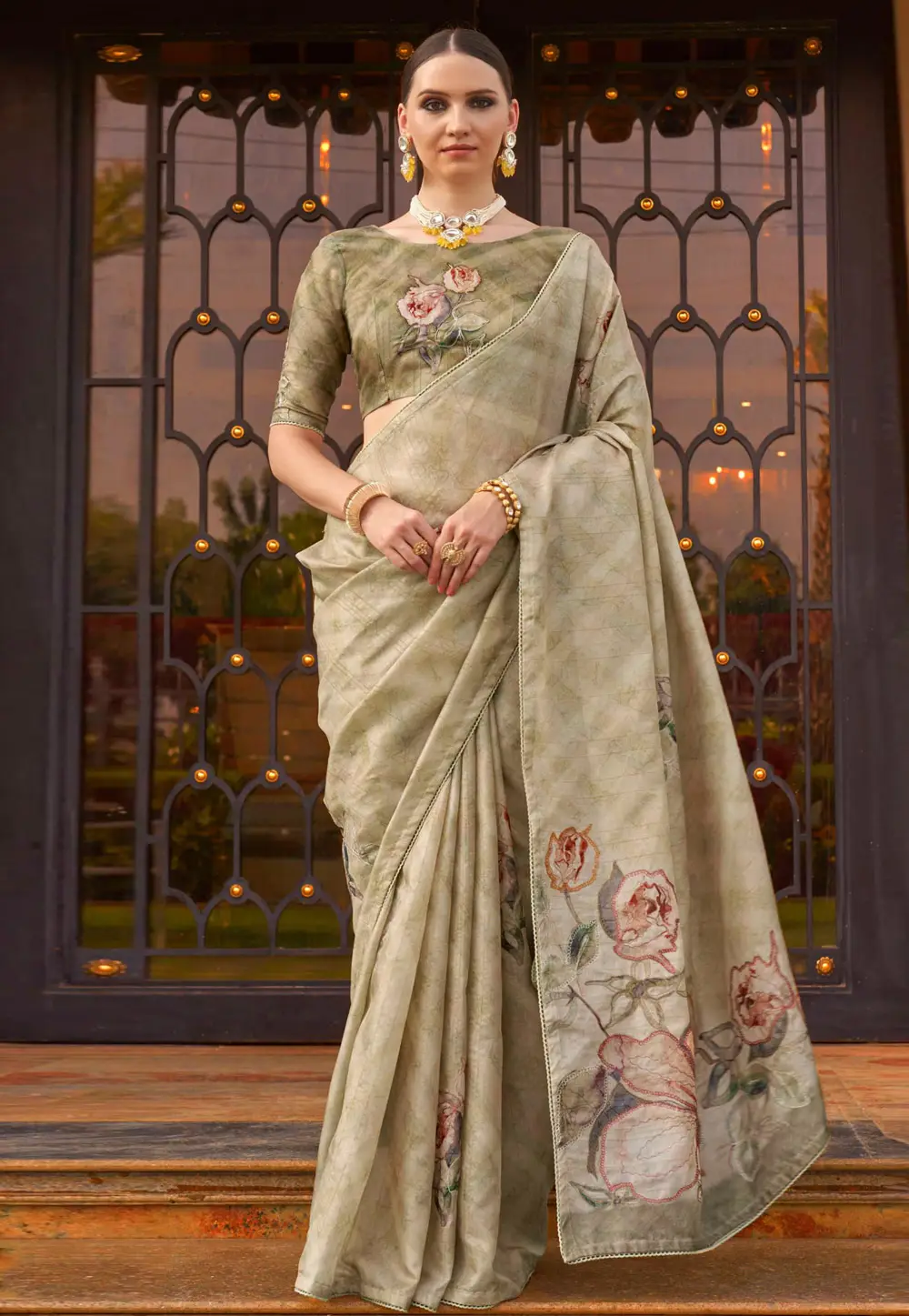 Mehndi Silk Saree With Blouse 295171