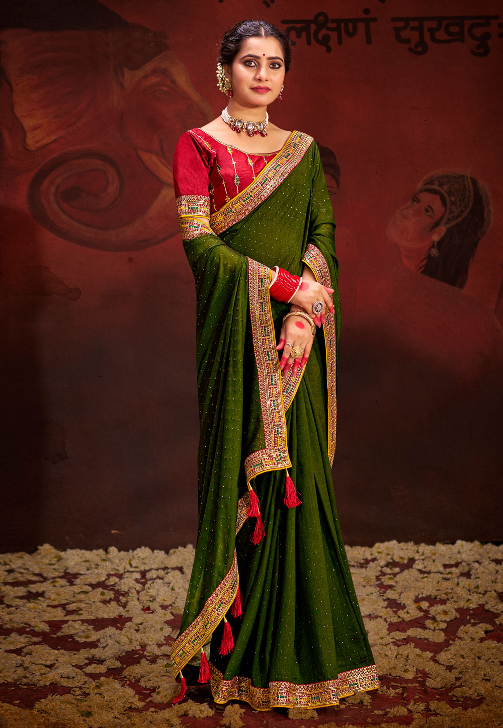 Mehndi Silk Saree With Blouse 286680
