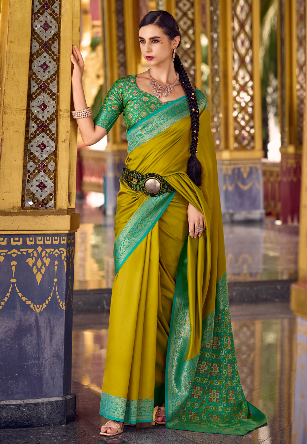 Mehndi Silk Saree With Blouse 311020