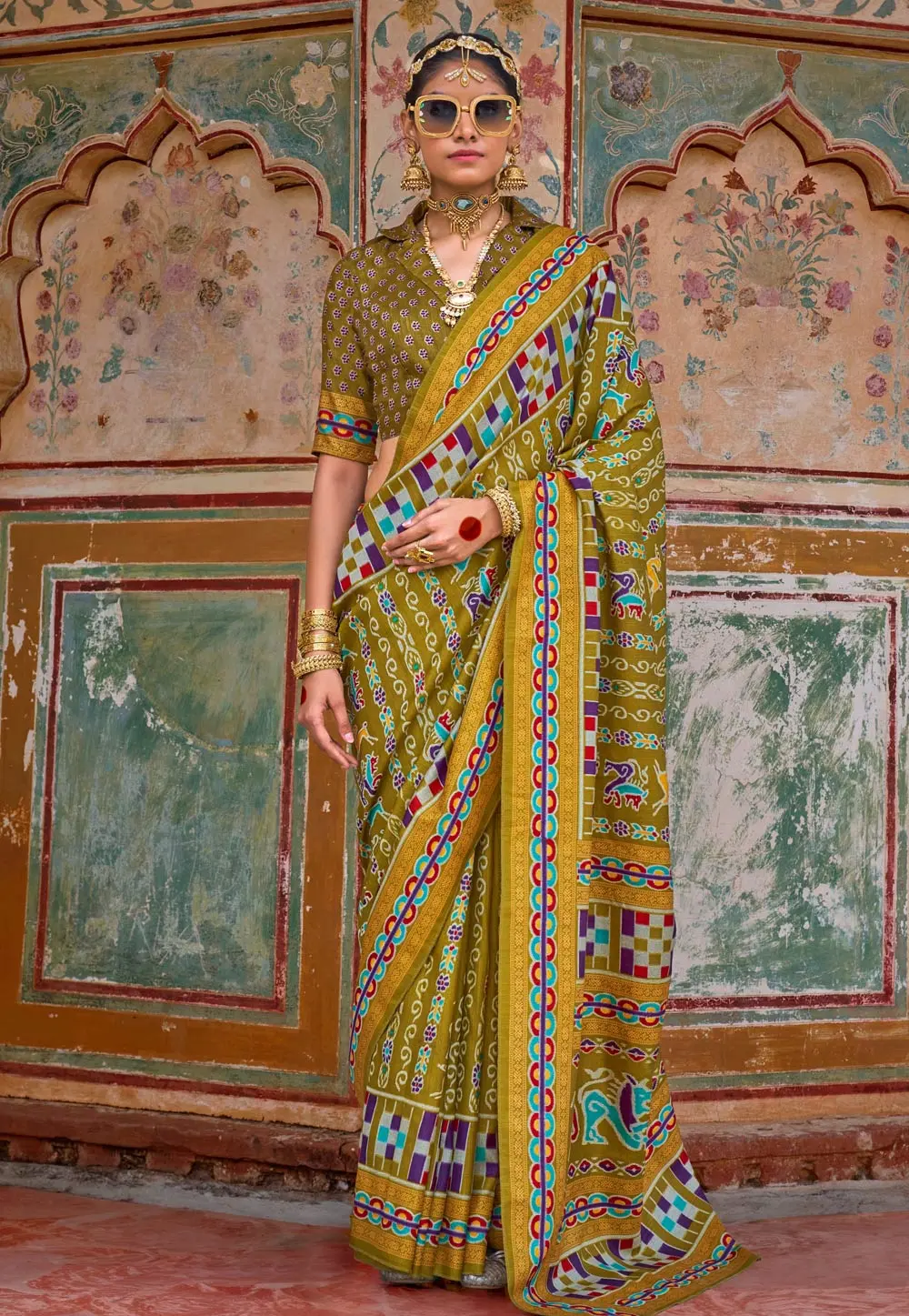 Mehndi Silk Saree With Blouse 299062