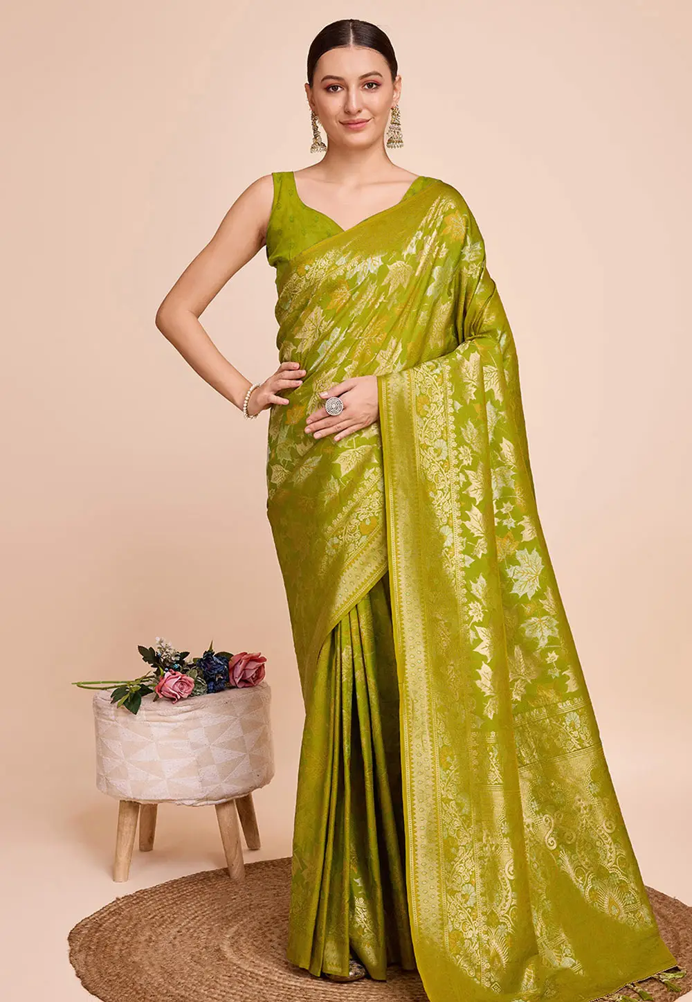 Mehndi Silk Saree With Blouse 296274