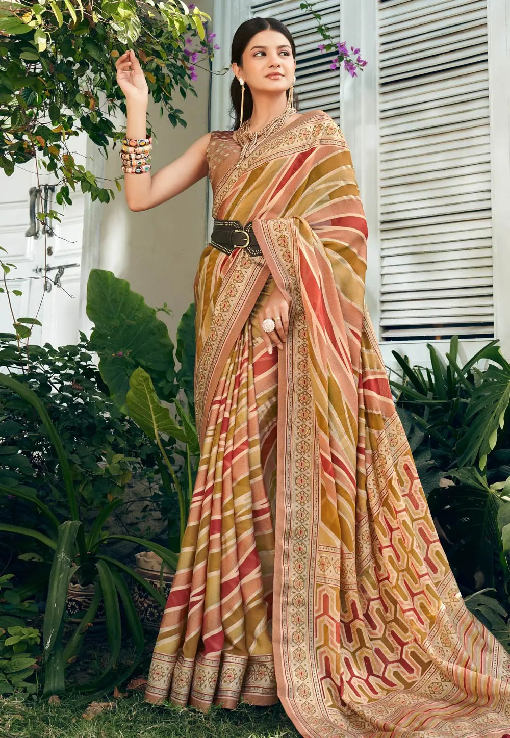 Multicolor Georgette Saree With Blouse 302832