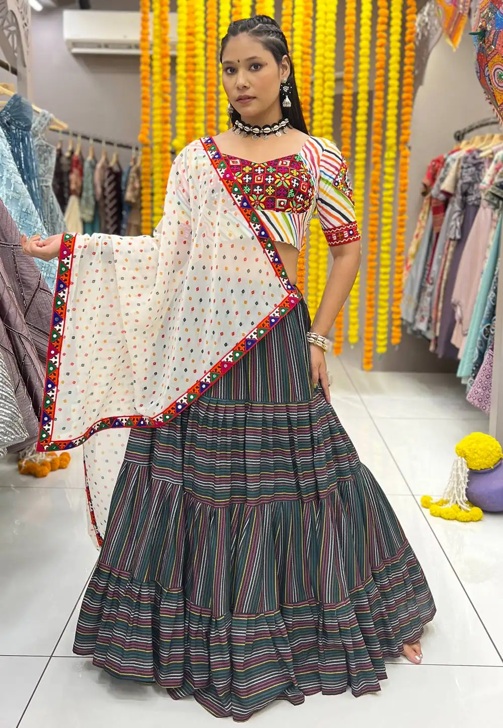 Multicolor Muslin Navratri Chaniya Choli 291424