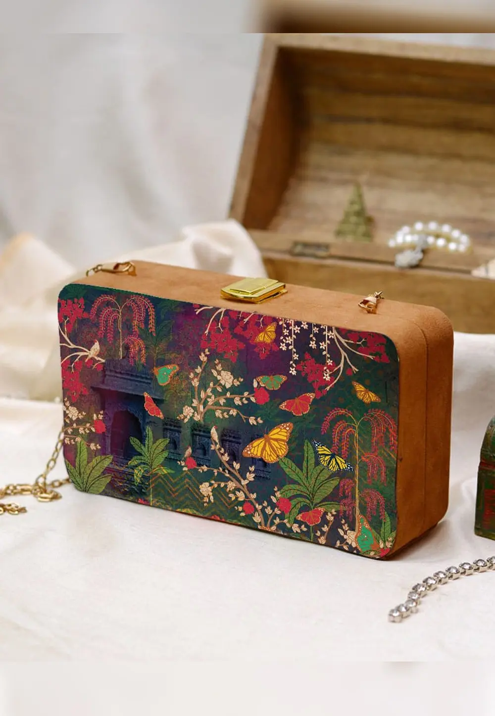 Multicolor Wooden Clutch 299023