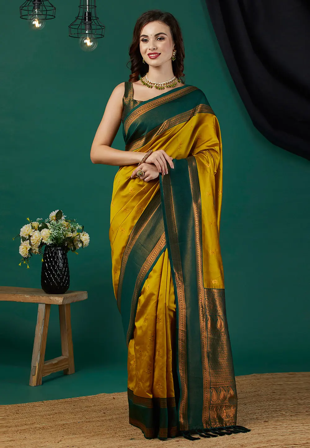 Mustard Banarasi Silk Saree With Blouse 301565