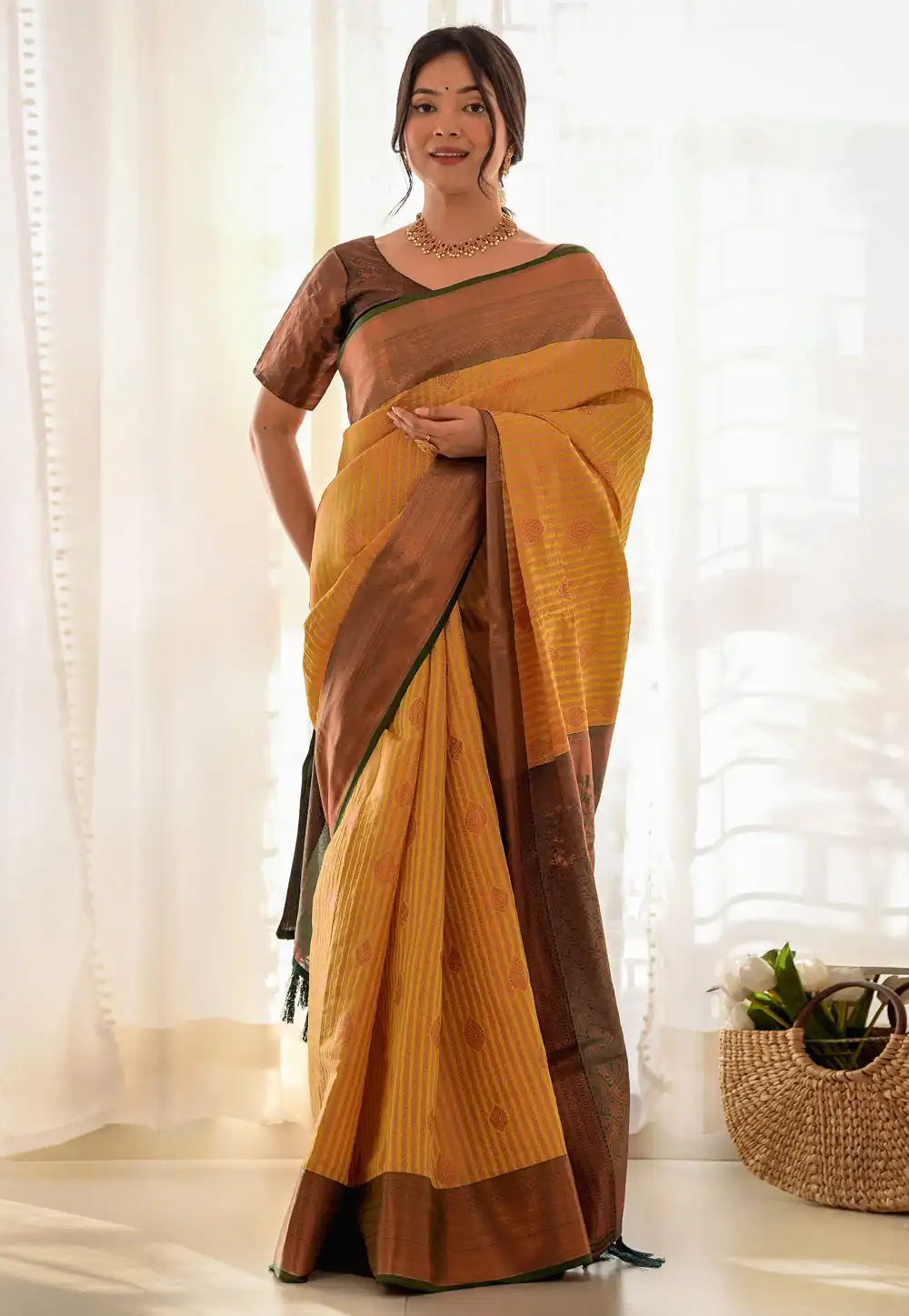 Mustard Kanjivaram Silk Saree With Blouse 289059