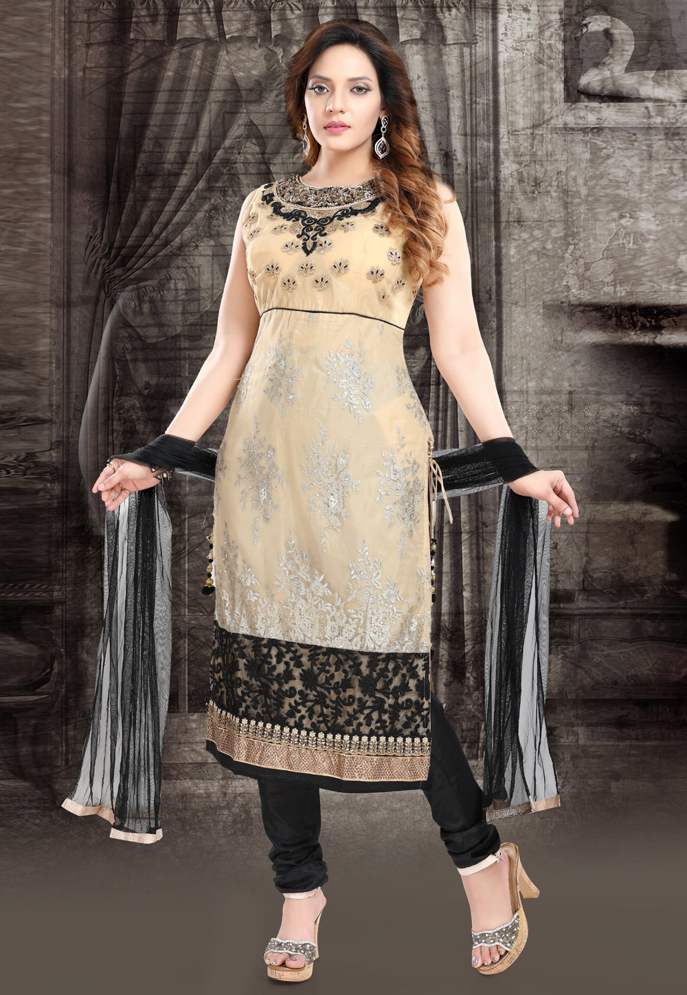 plain black salwar kameez | Indian Clothing, Indian Dresses and Indian  Fashion Trends
