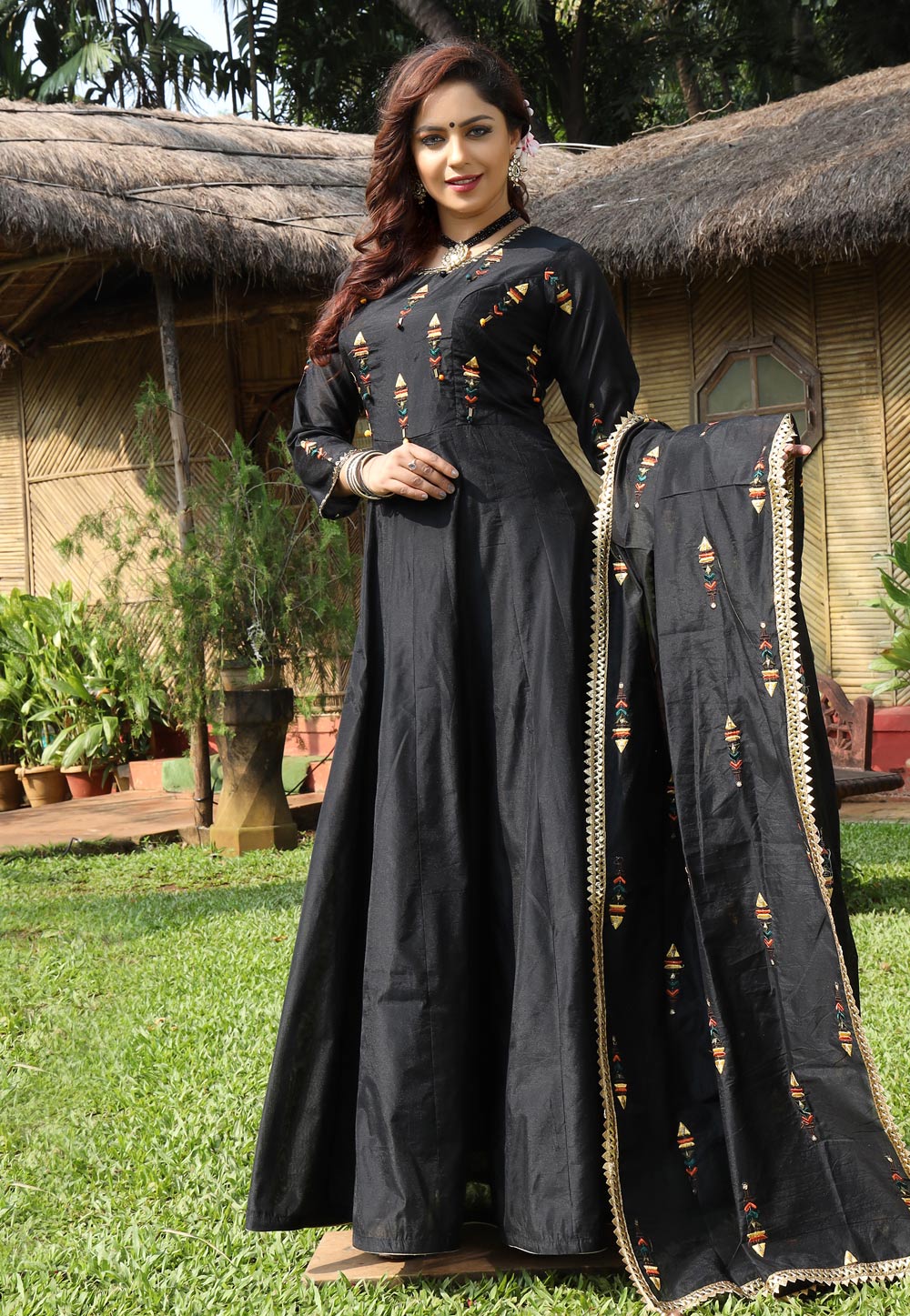 Black Chanderi Readymade Ankle Length Anarkali Suit 205136