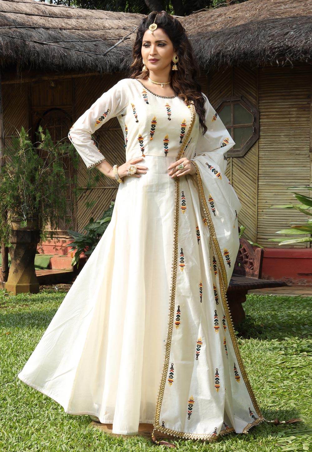 Cream Chanderi Readymade Abaya Style Anarkali Suit 205137