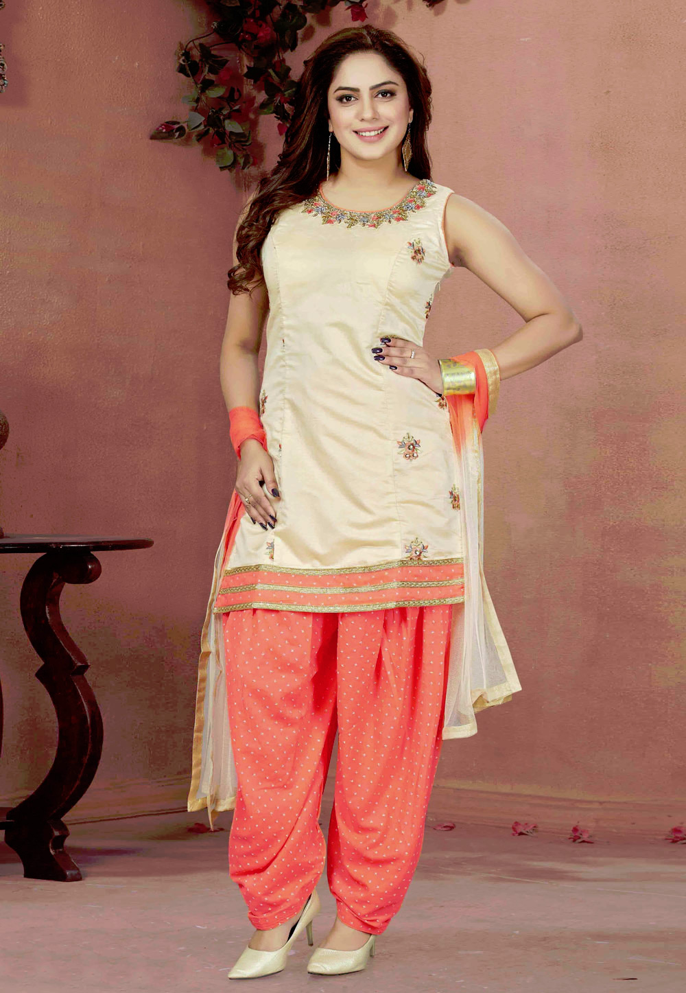 Beige Chanderi Silk Readymade Punjabi Suit 156025