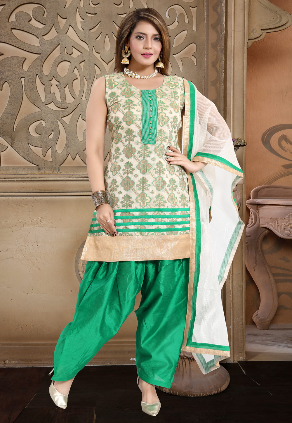 Green Banglori Silk Readymade Punjabi Suit 177756