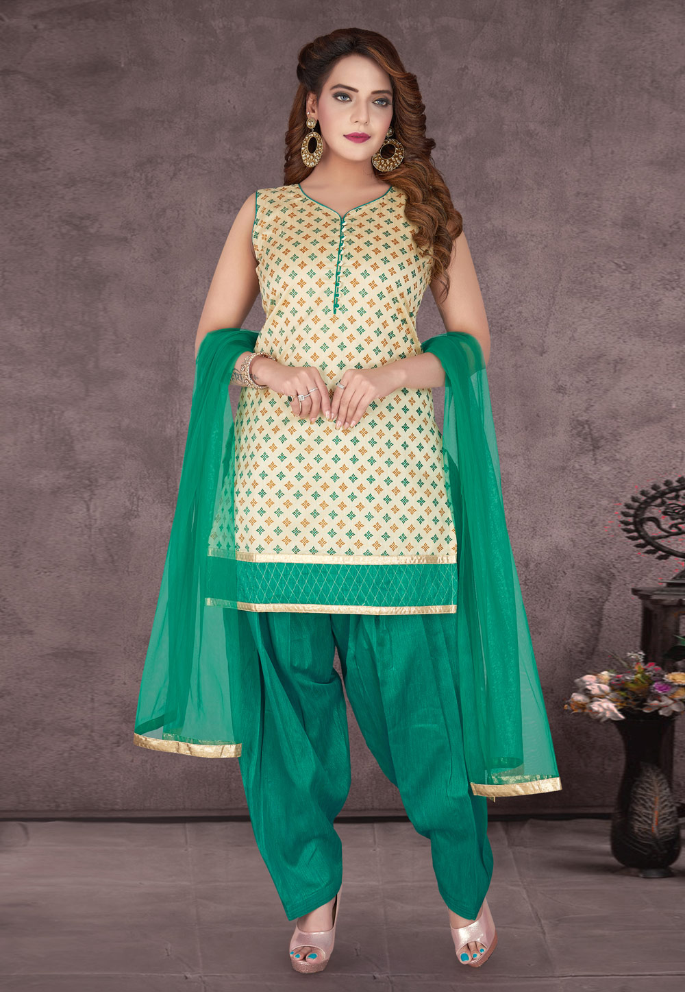 Buy Black Peach Georgette Patiala Salwar Suit Online - 1596 | Andaaz Eid  Store