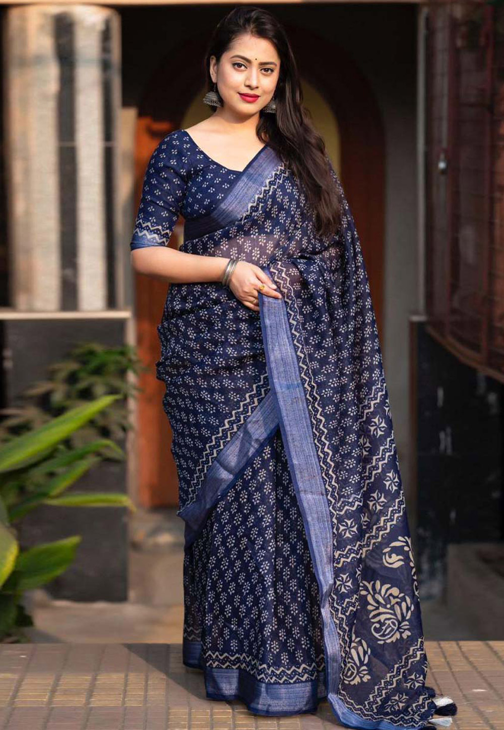 Navy Blue Linen Saree With Blouse 285896