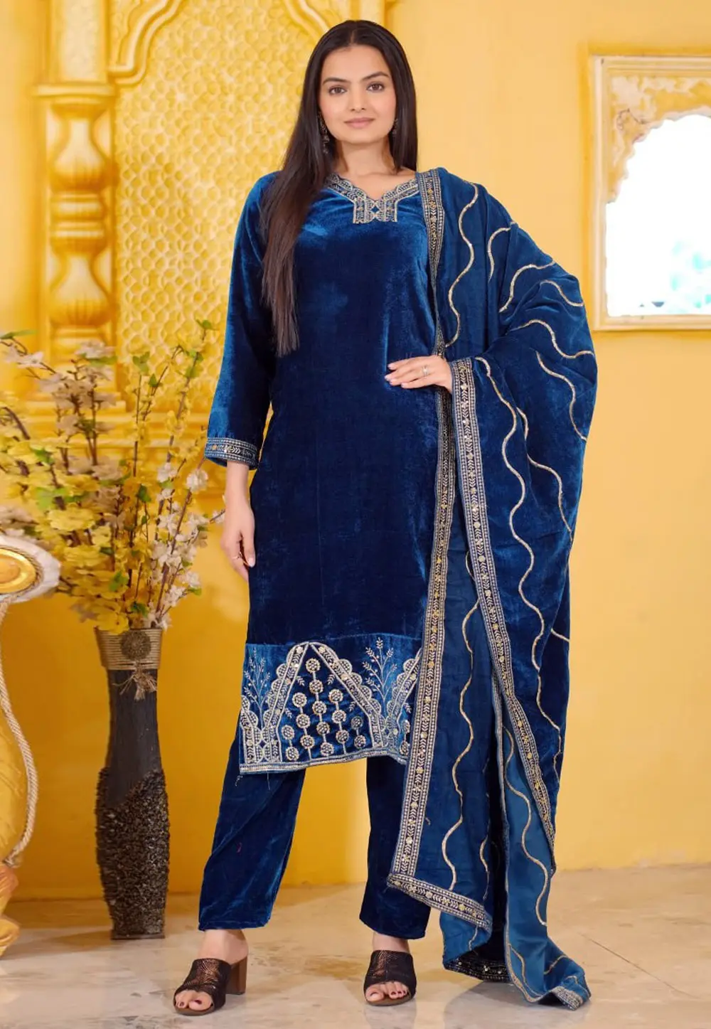 Navy Blue Velvet Readymade Pakistani Suit 301673