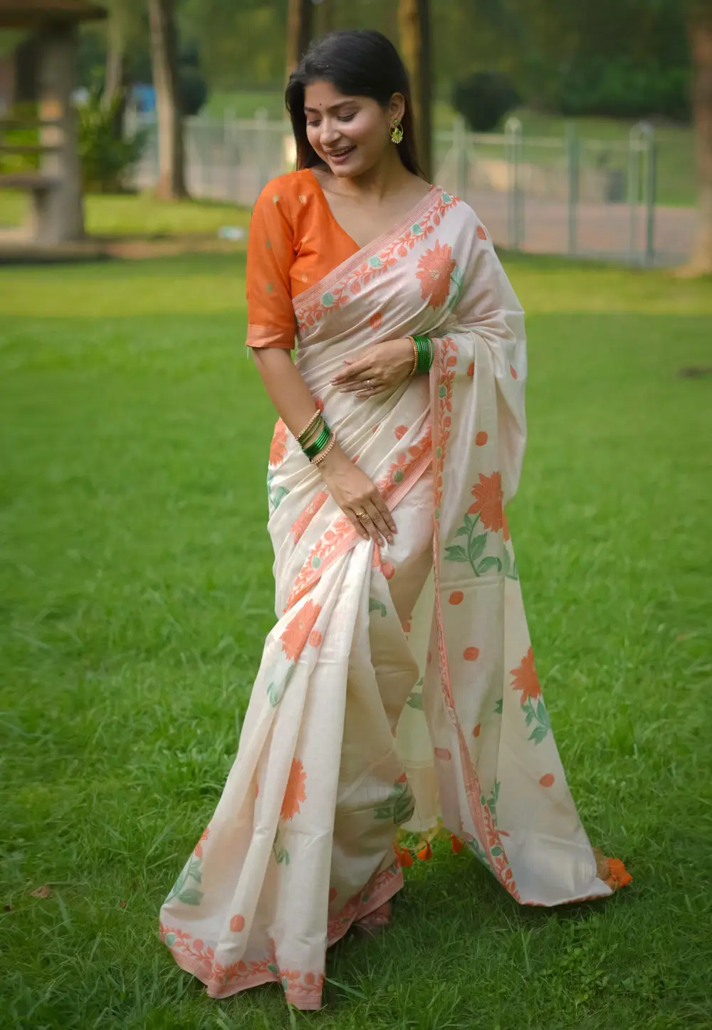 Off White Cotton Saree With Blouse 295710