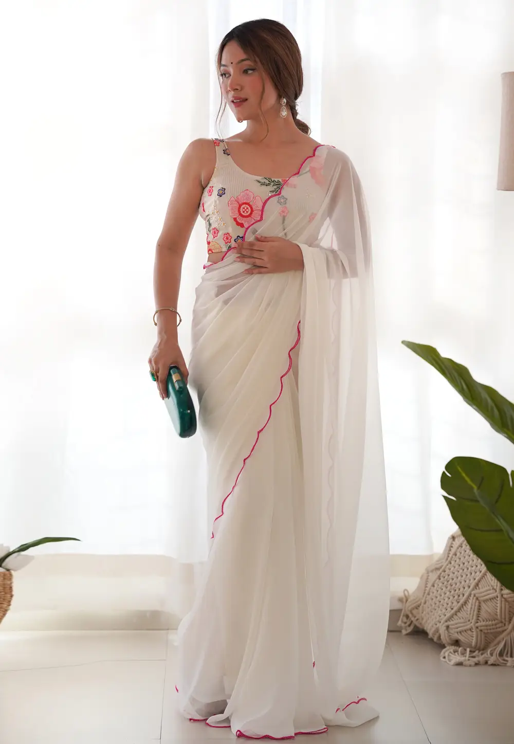 Off White Georgette Saree With Blouse 296204