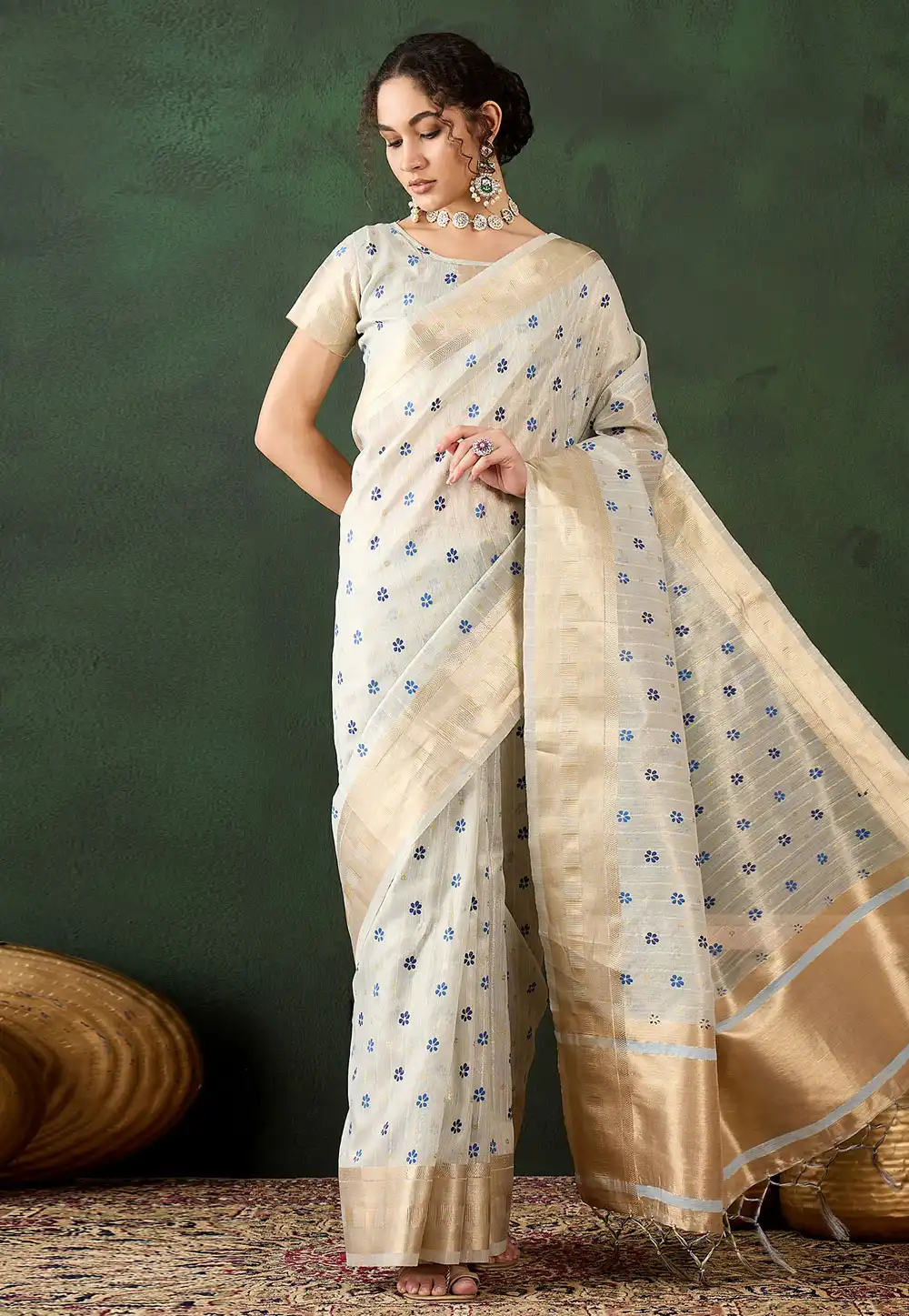 Off White Khadi Saree With Blouse 294340