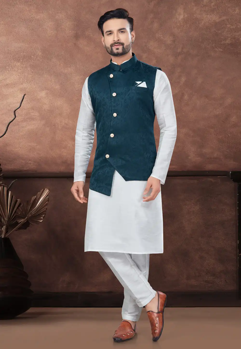 Off White Silk Kurta Pajama With Jacket 294589