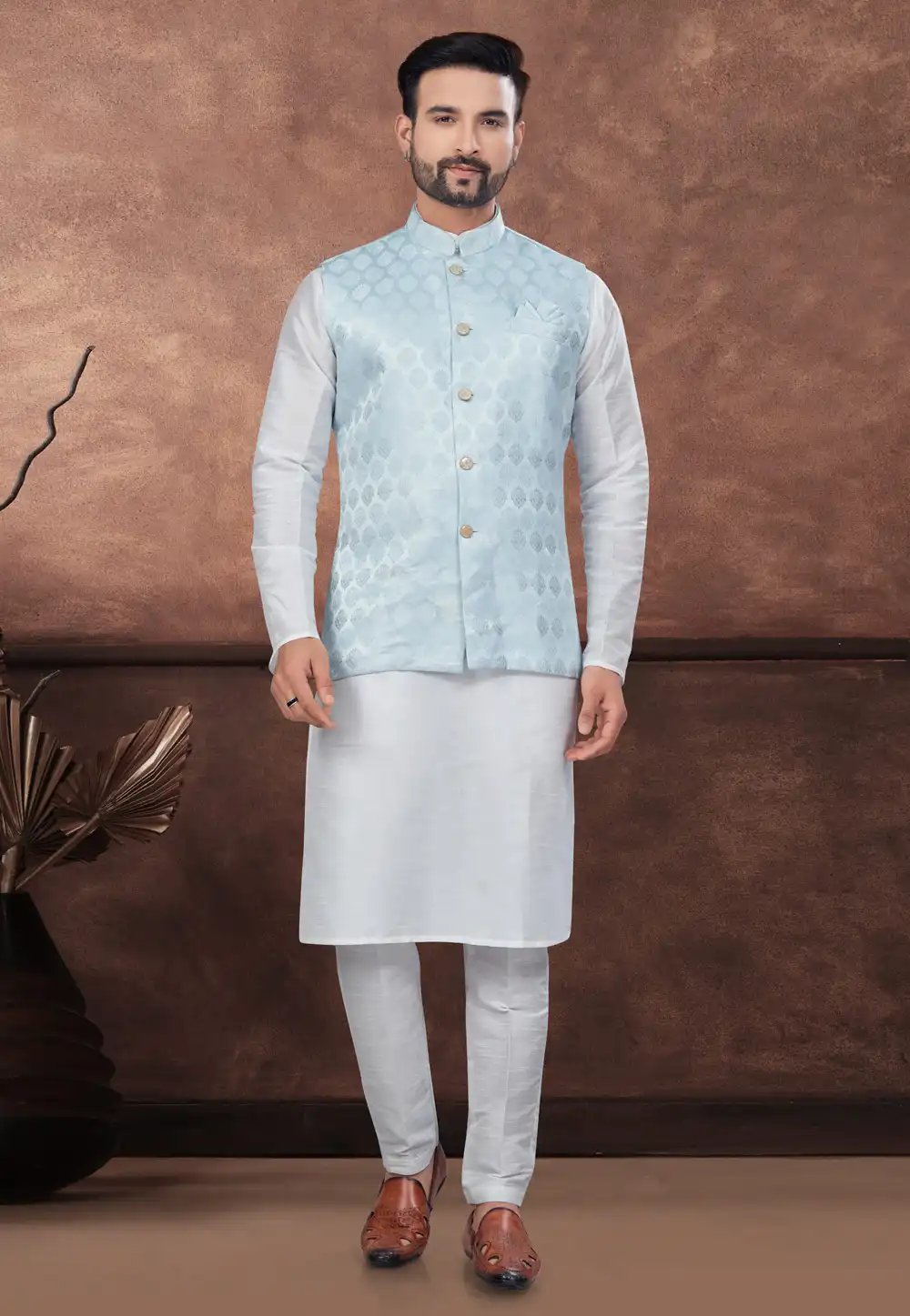 Off White Silk Kurta Pajama With Jacket 294590