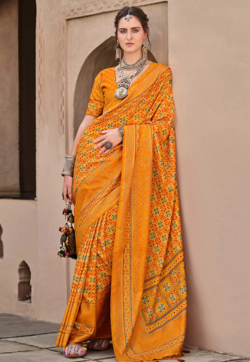 Orange Silk Saree With Blouse 295853