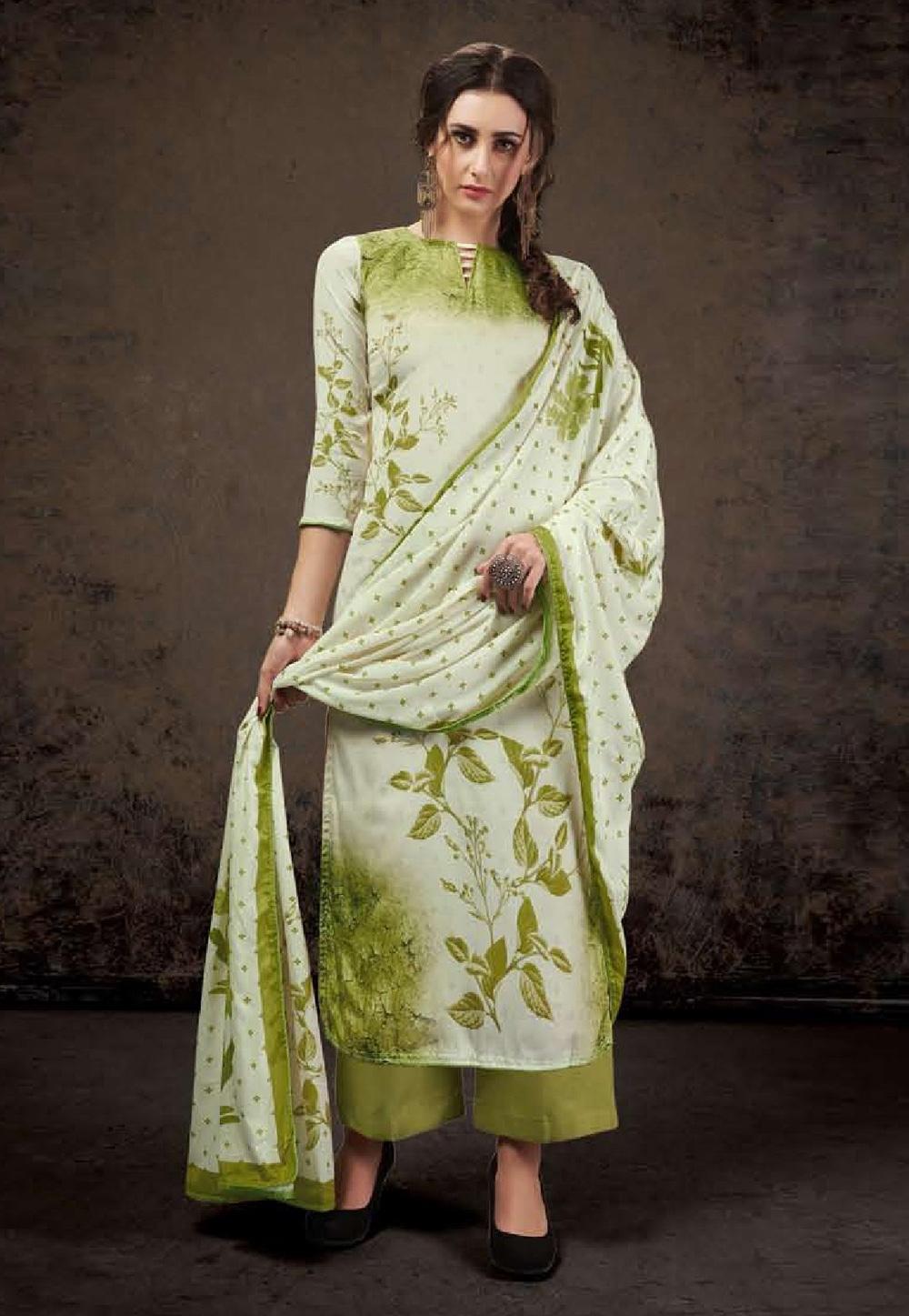 Off White Crepe Silk Printed Kameez With Palazzo 207038