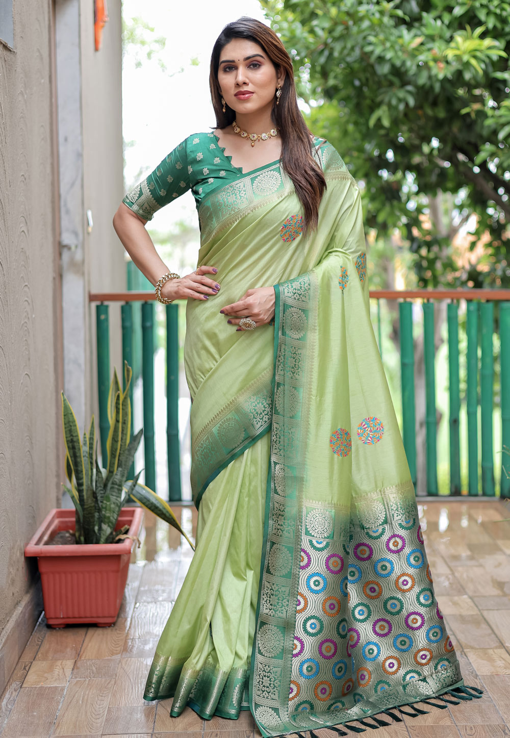 Pista Green Silk Saree With Blouse 277759