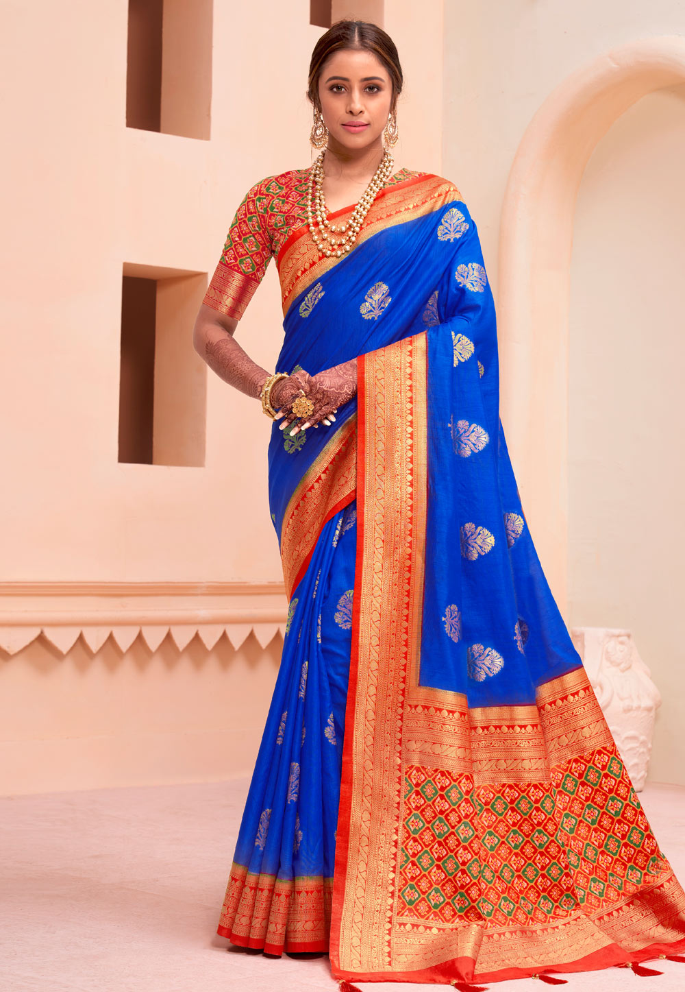 Blue Silk Saree With Blouse 246051
