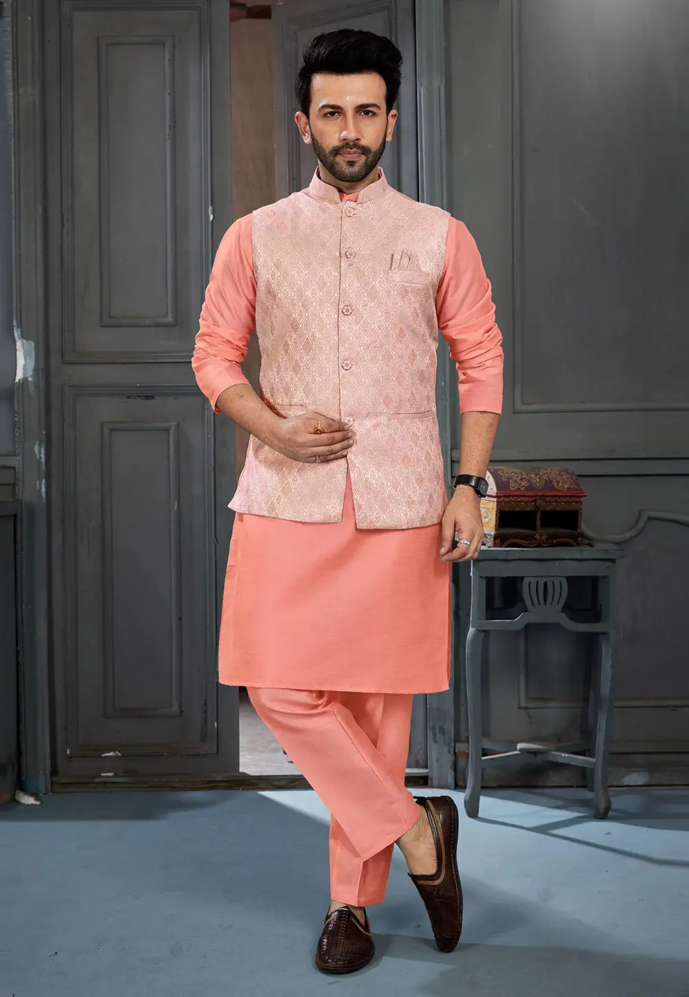 Peach Banglori Silk Kurta Pajama With Jacket 300401