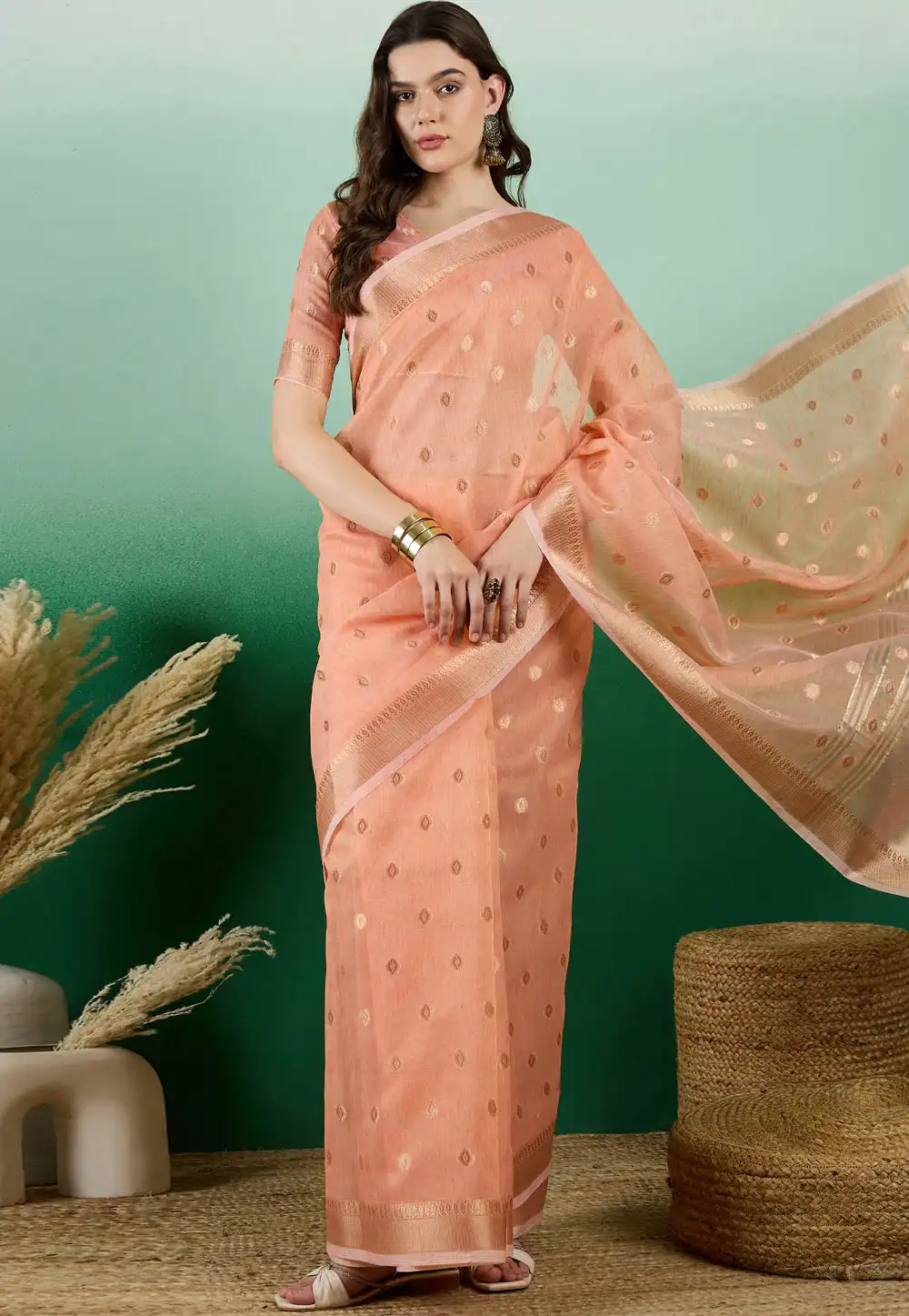 Peach Jacquard Saree With Blouse 290237