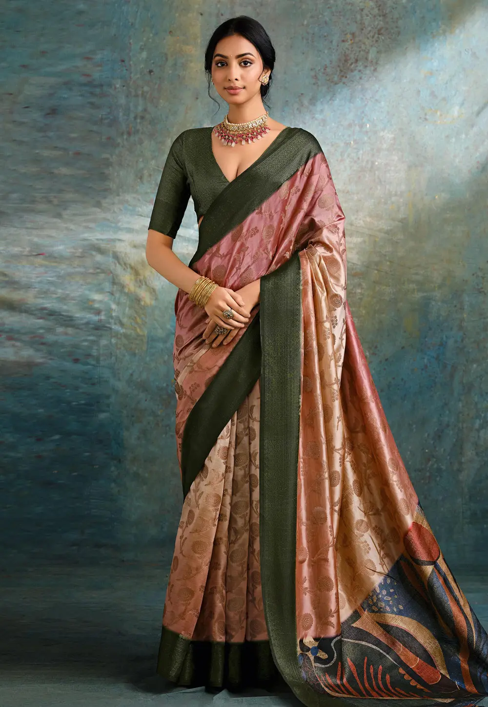 Peach Jacquard Silk Saree With Blouse 302256