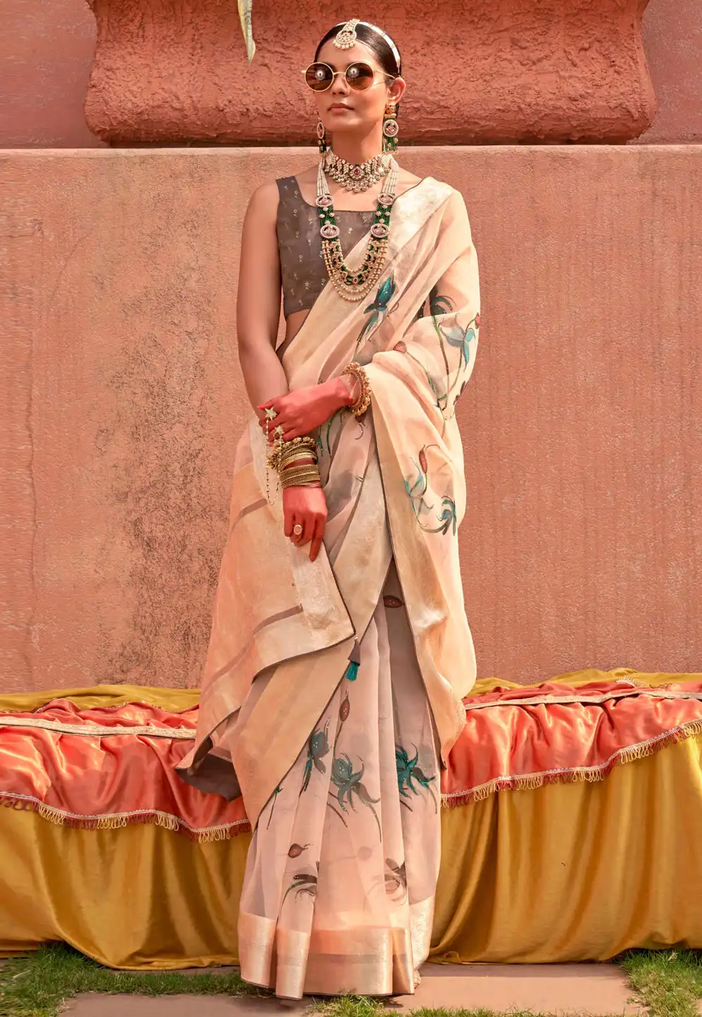 Peach Organza Saree With Blouse 291352