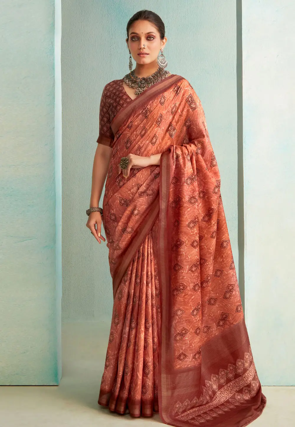 Peach Silk Saree With Blouse 296099