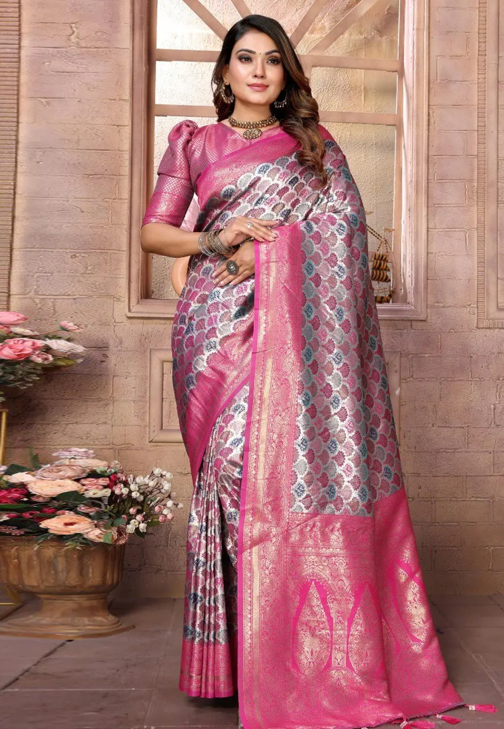 Pink Banarasi Silk Saree 301006