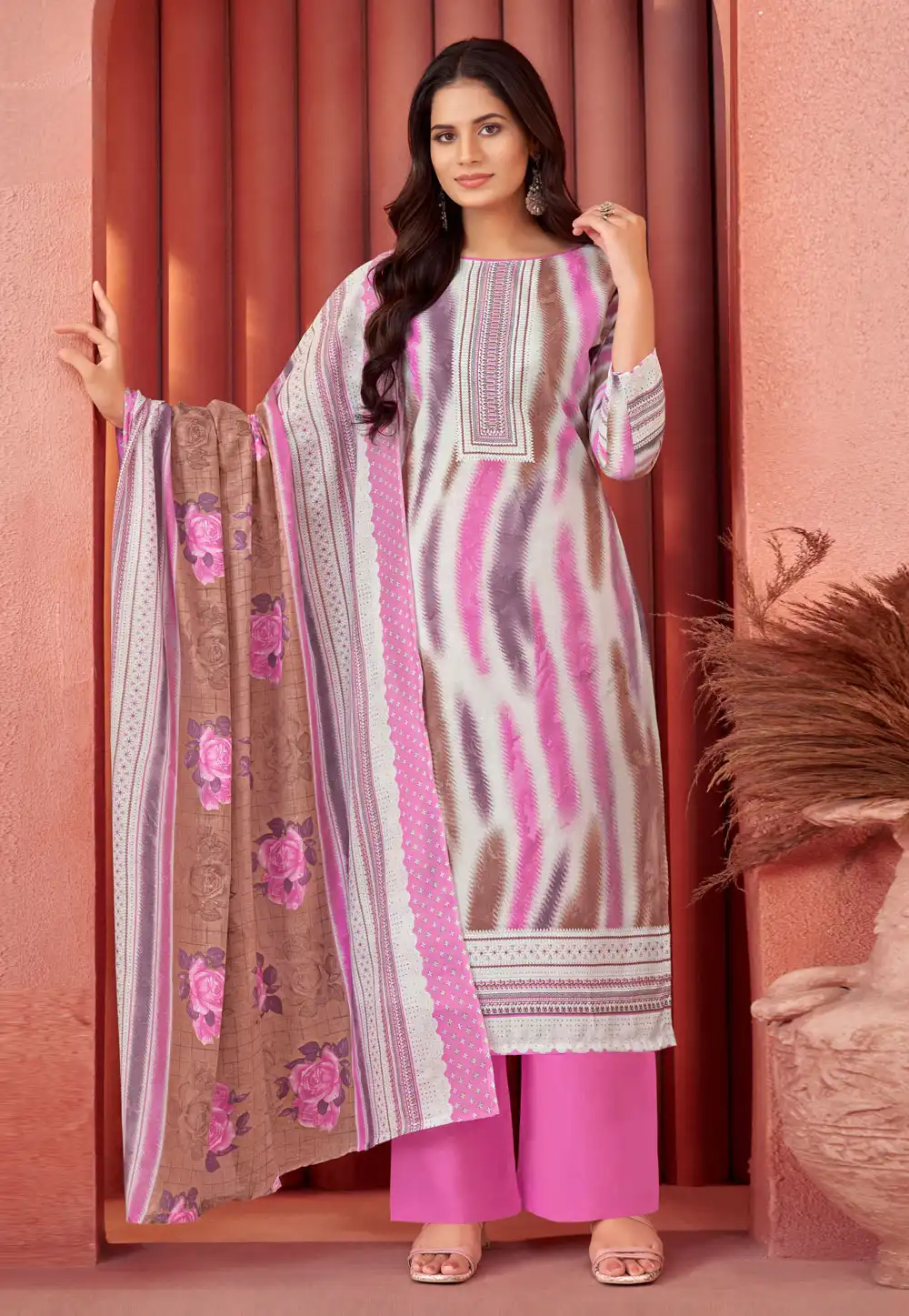 Pink Cotton Pakistani Suit 291100