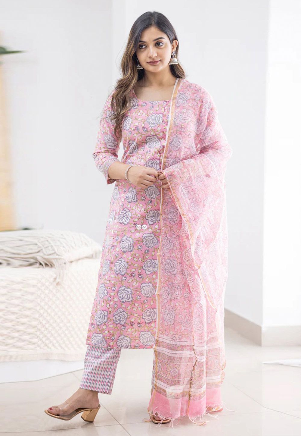 Pink Cotton Readymade Pakistani Suit 279868