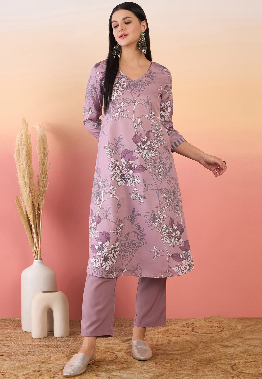 Pink Crepe Kurta Set With Pent 305253