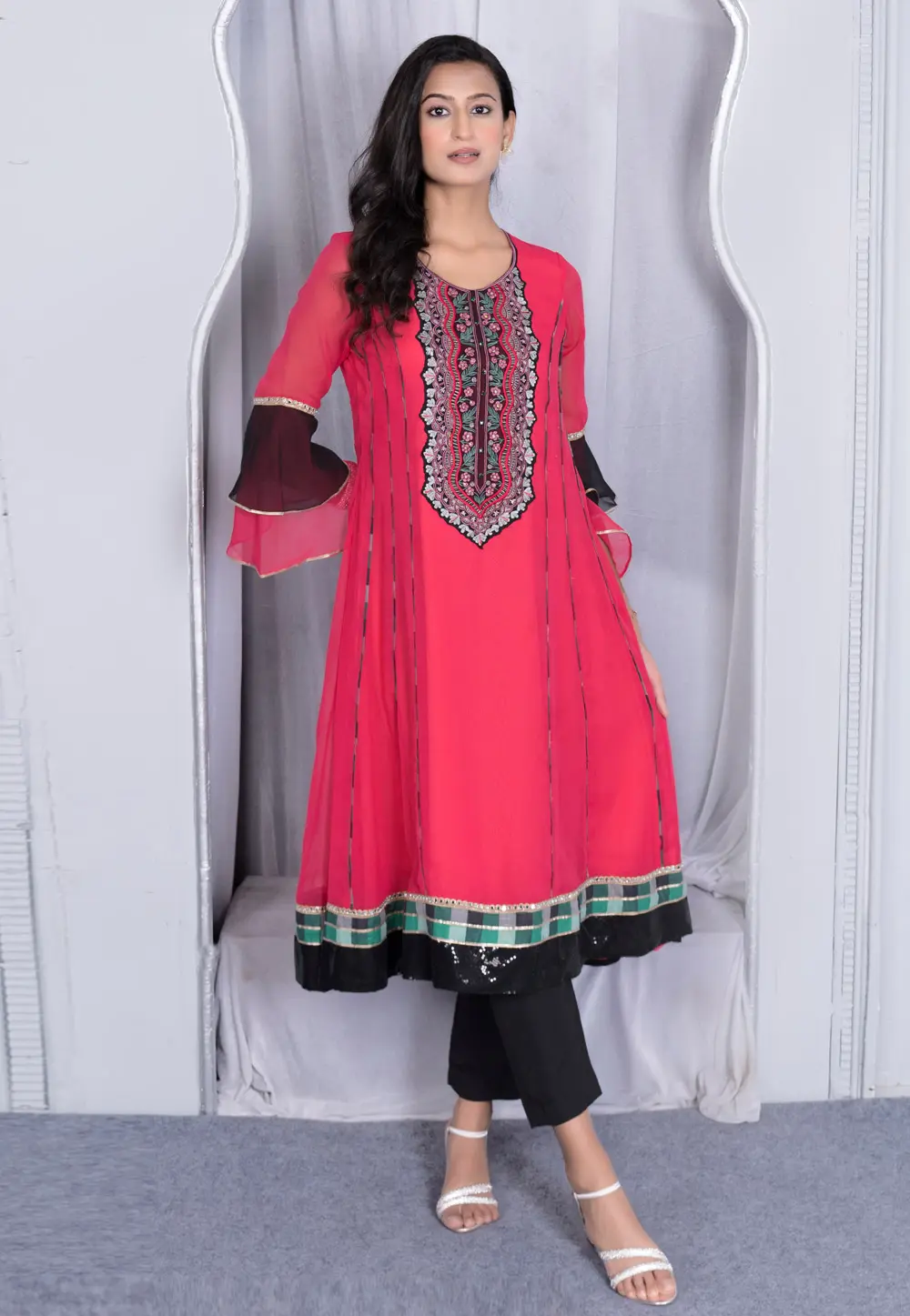 Pink Georgette Readymade Pakistani Suit 297912