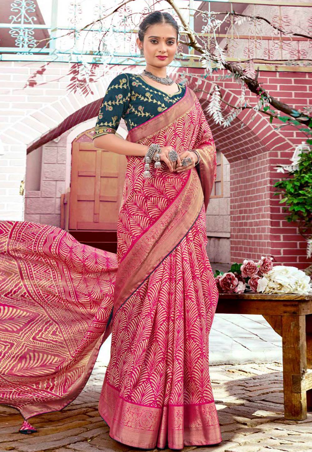 Pink Jacquard Saree With Blouse 285400