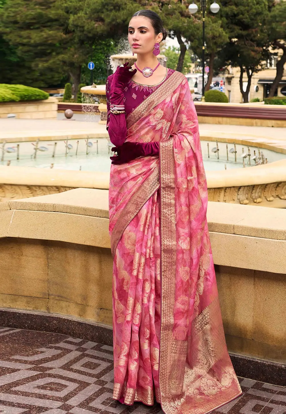 Pink Jacquard Silk Saree With Blouse 302277