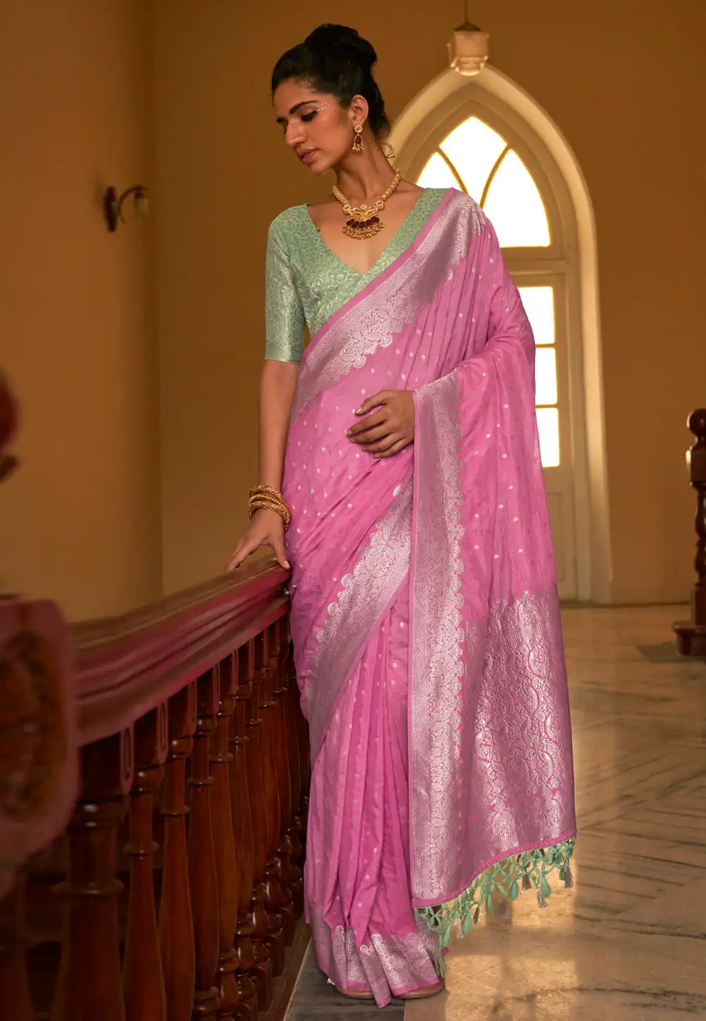 Pink Nylon Saree With Blouse 289108