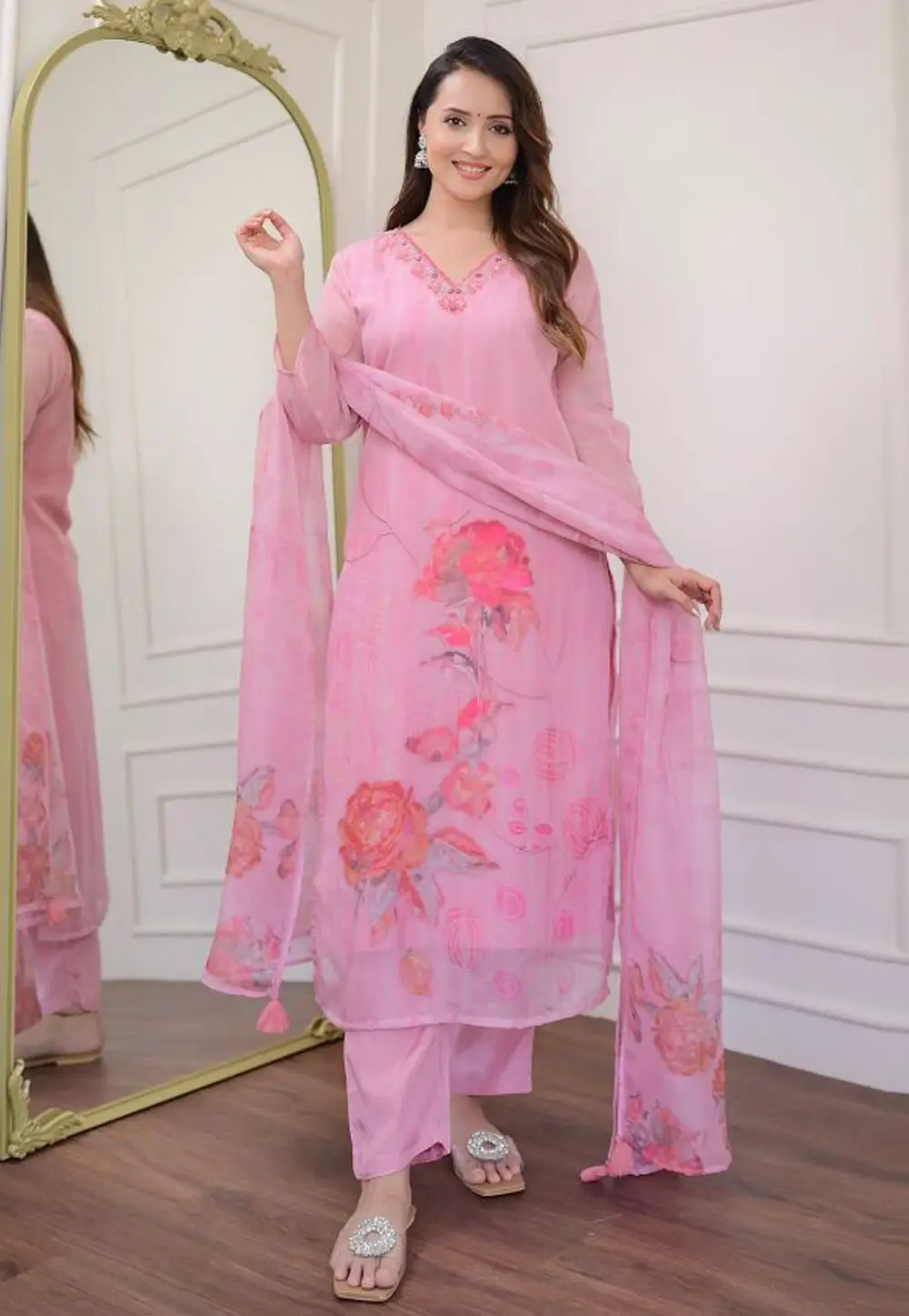 Pink Organza Readymade Pakistani Suit 295369