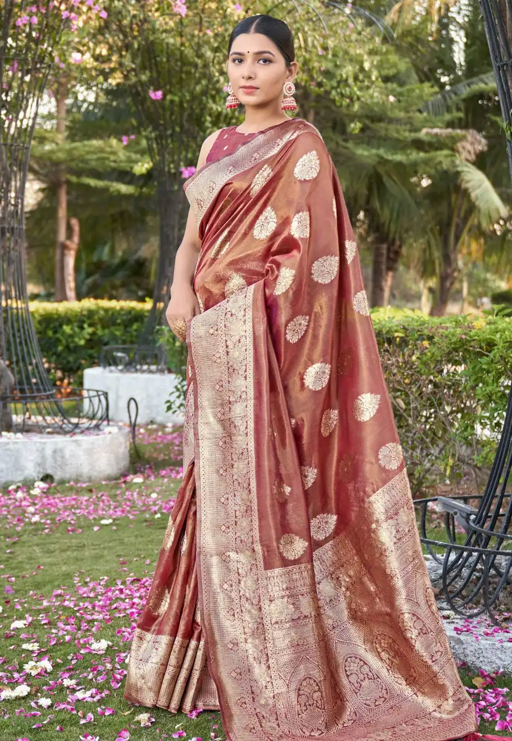 Pink Shimmer Saree With Blouse 290366