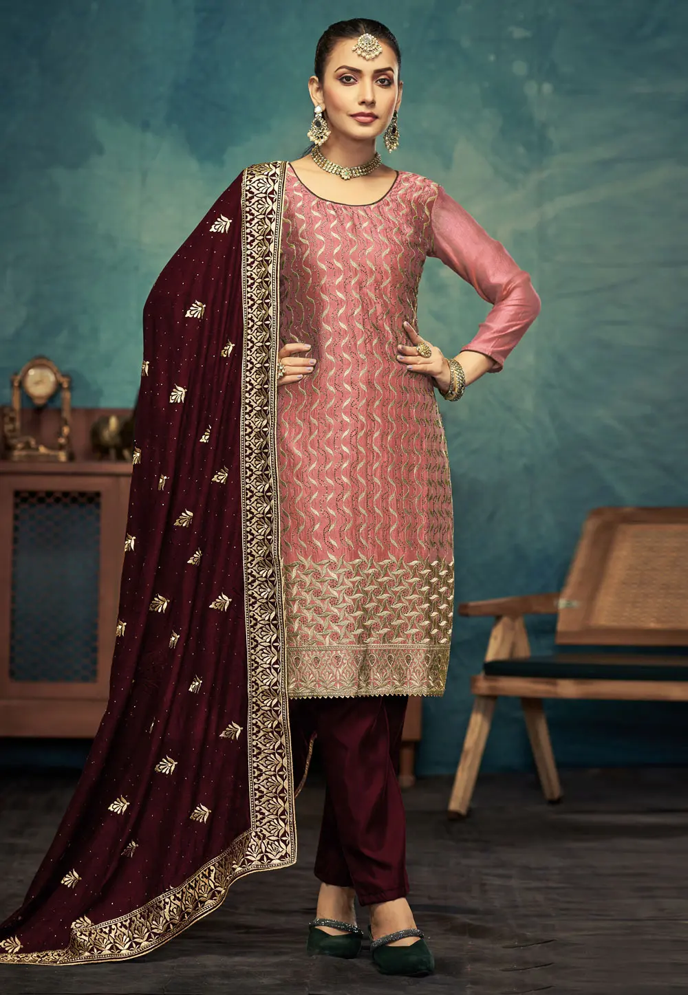 Pink Silk Pakistani Suit 300857